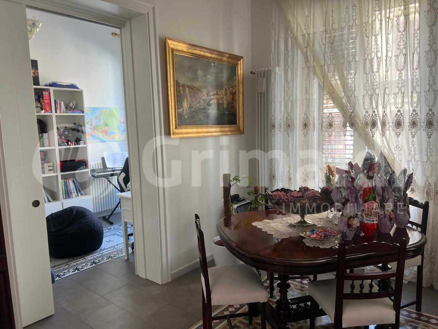 Appartamento in vendita a Palermo