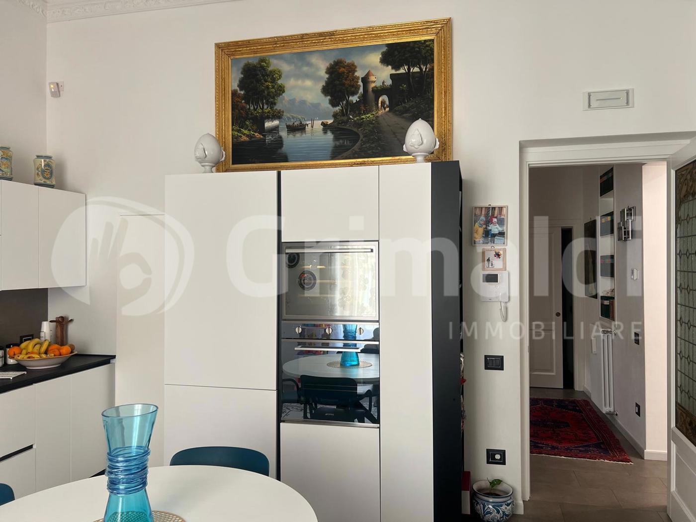 Appartamento in vendita a Palermo