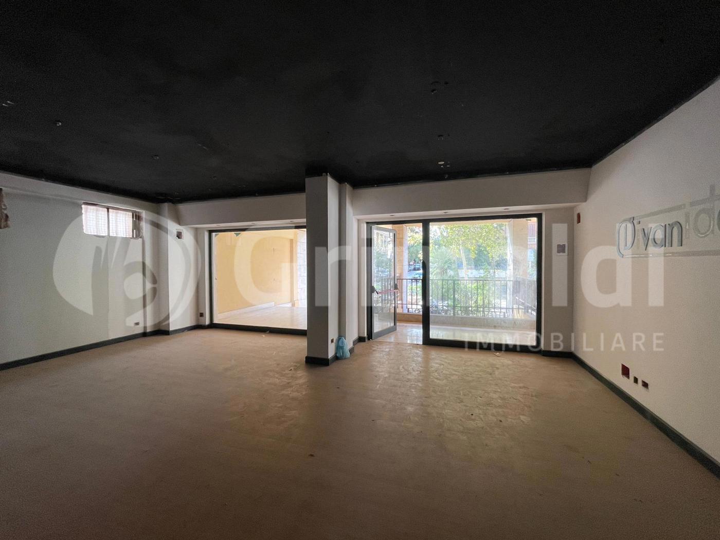 Negozio in vendita a Palermo