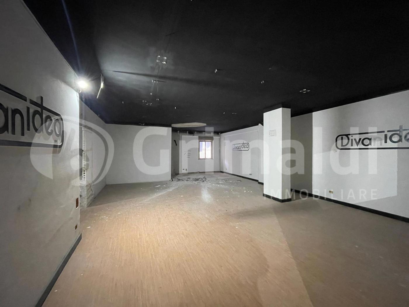 Negozio in vendita a Palermo