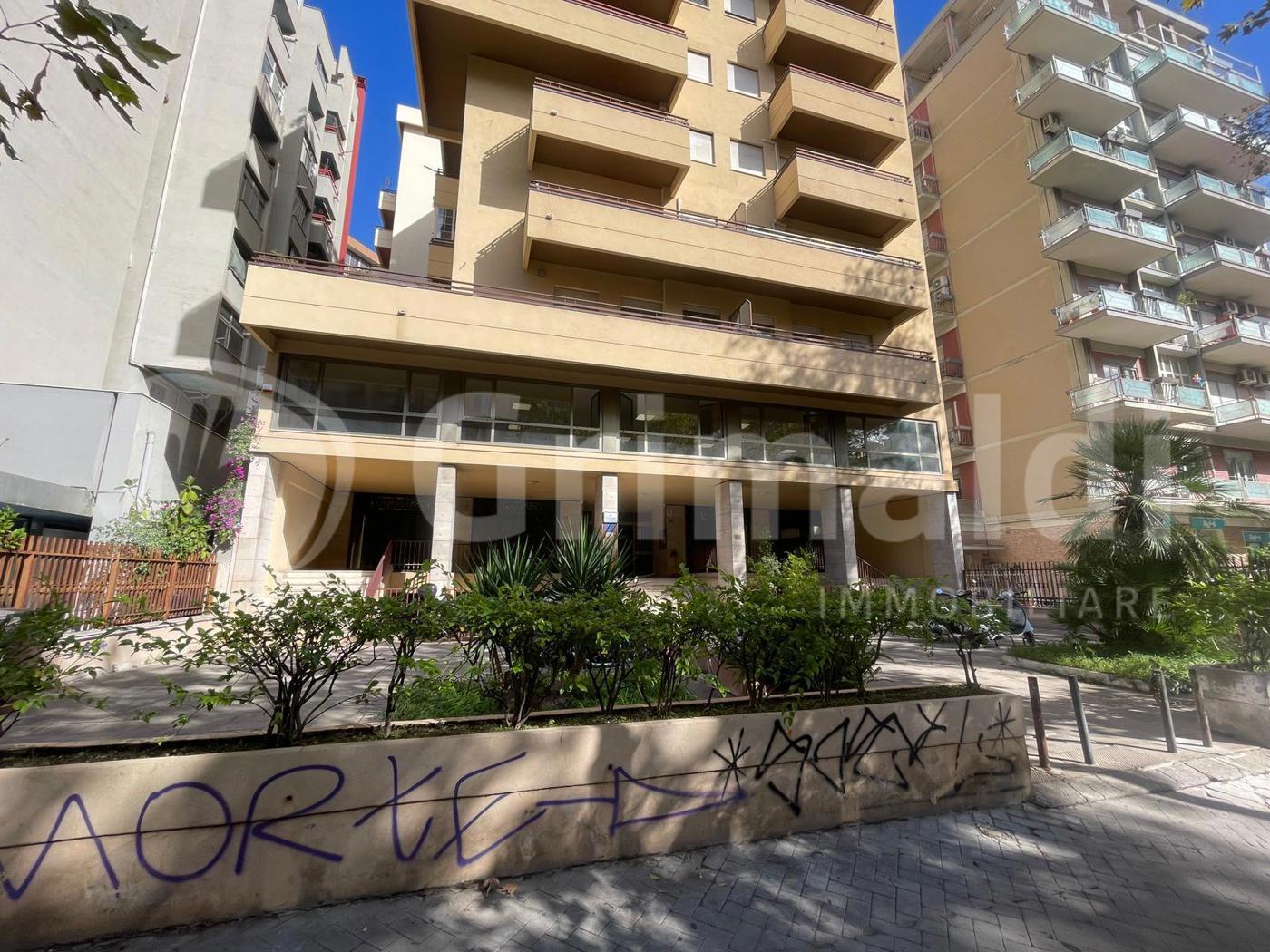 Negozio in vendita a Palermo