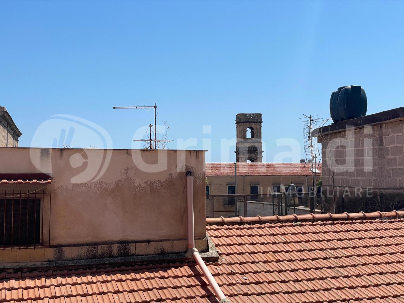 Trilocale in affitto a Palermo