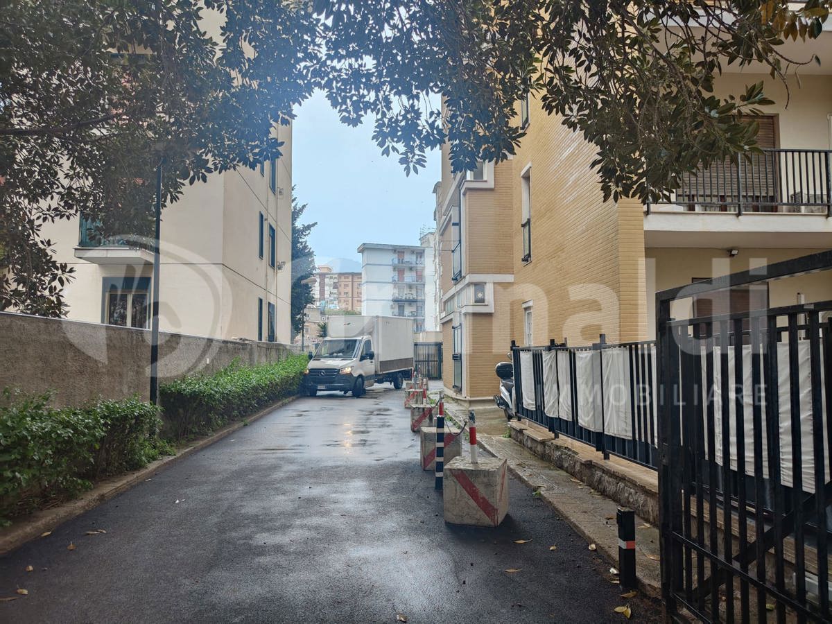Magazzino in vendita a Palermo