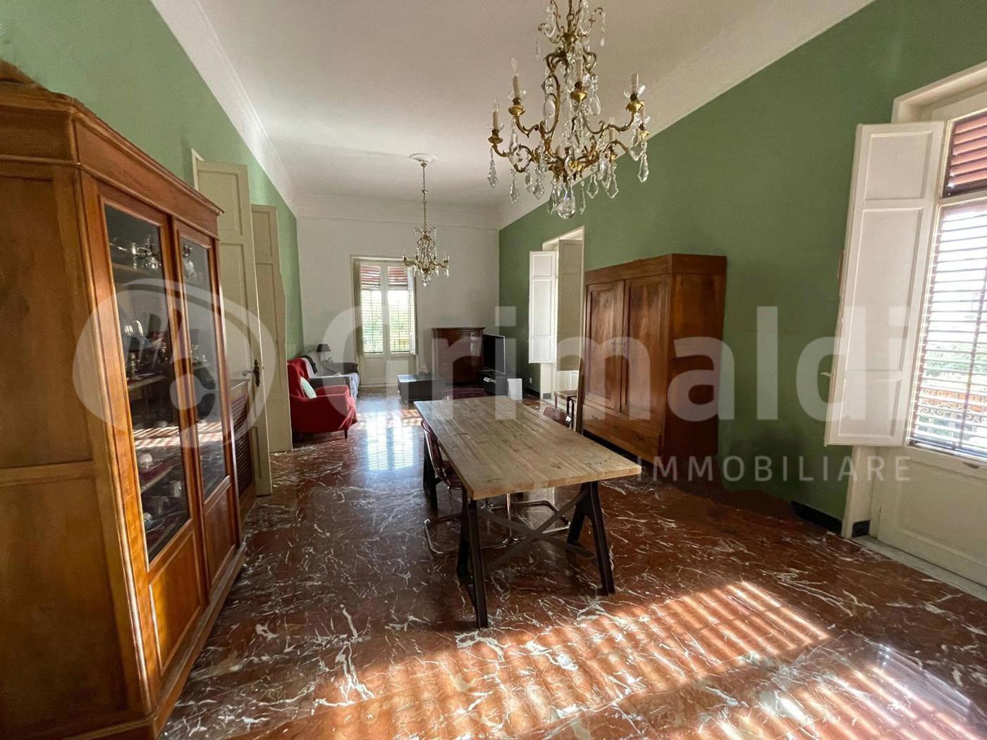 Appartamento in vendita a Palermo