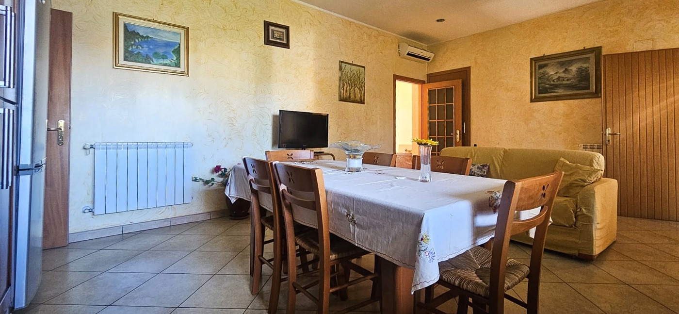 Casa indipendente in vendita a Santa Teresa di Riva