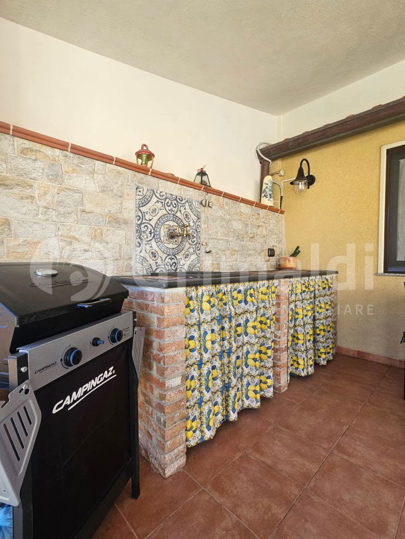 Casa indipendente in vendita a Roccalumera