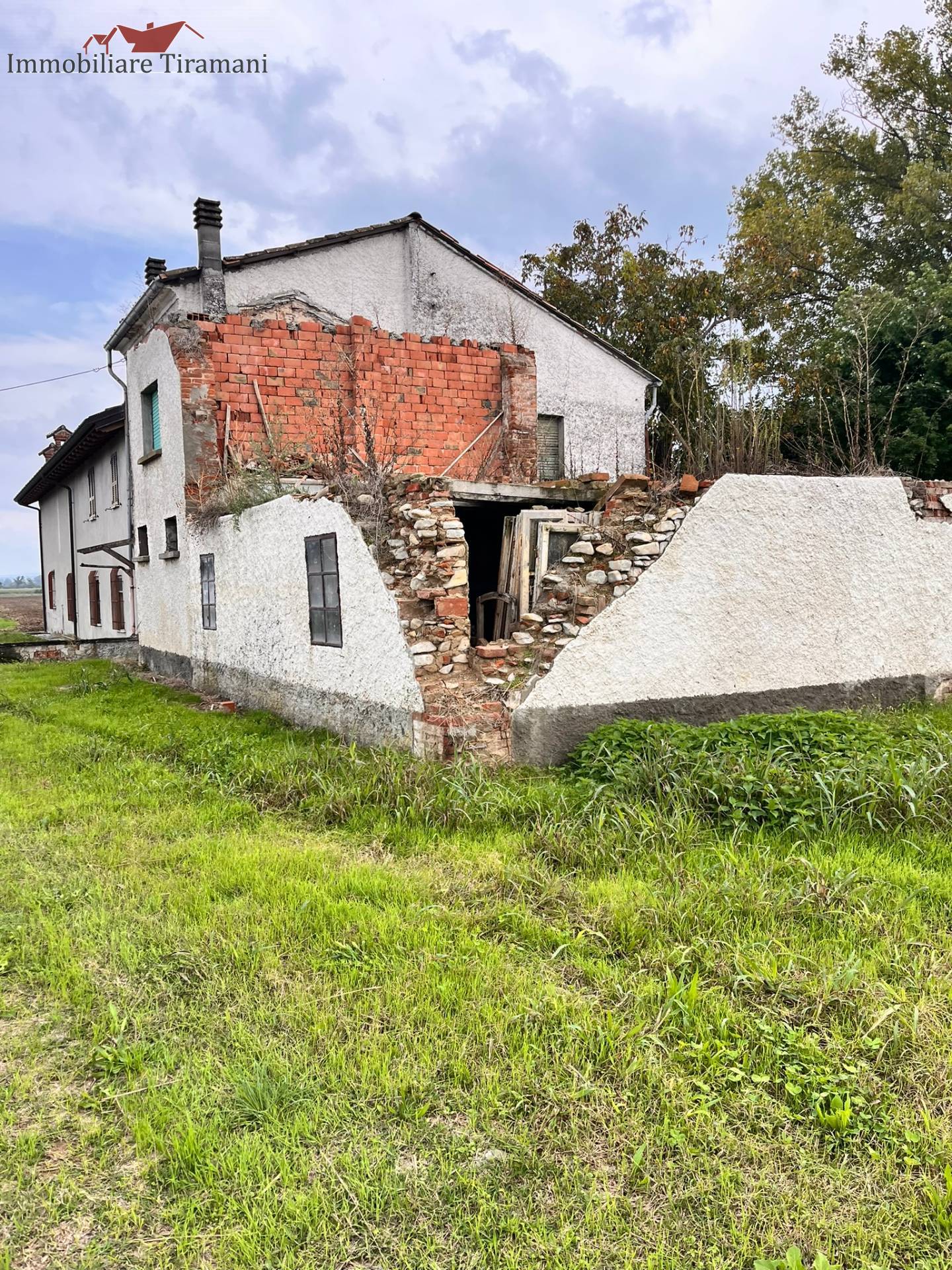 Casa semindipendente in vendita a Carpaneto Piacentino, Chero