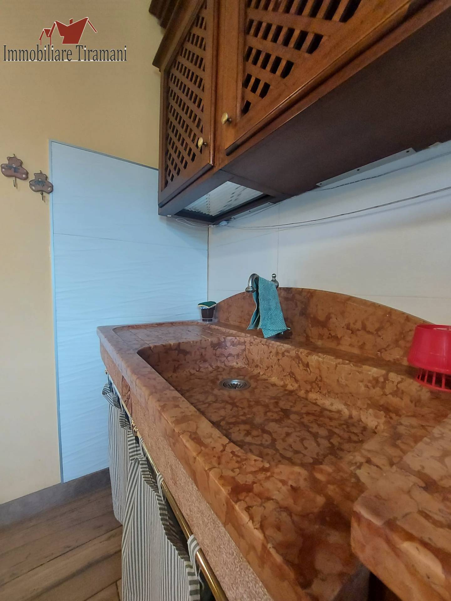 Casa indipendente in vendita a Vernasca, Bacedasco