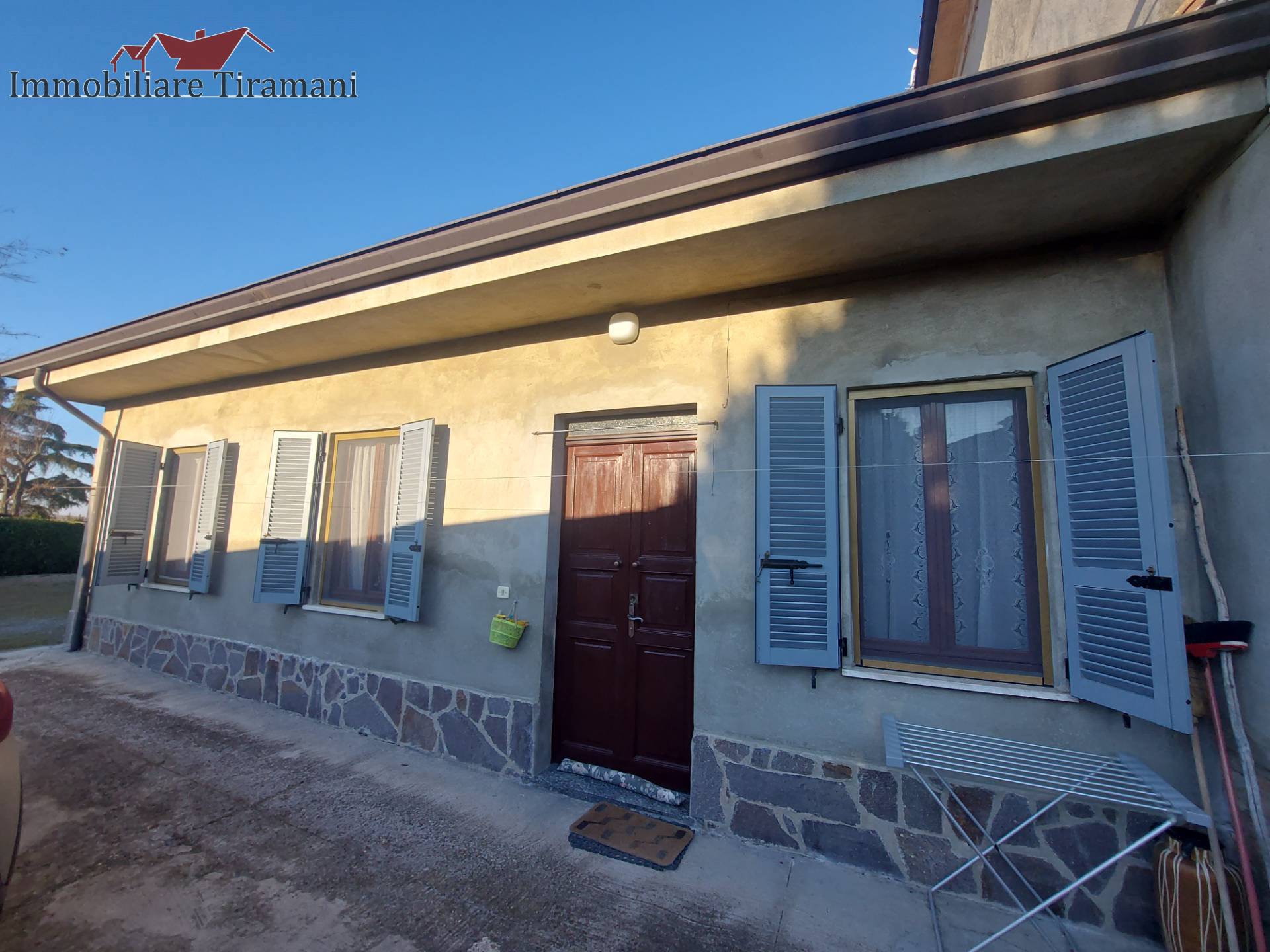 Casa indipendente in vendita a Borgonovo Val Tidone, Corano