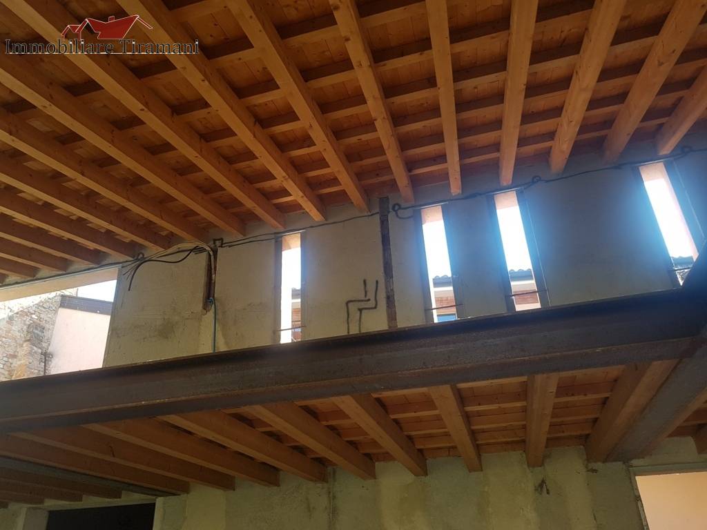 Casa semindipendente in vendita a Piacenza, Centro storico