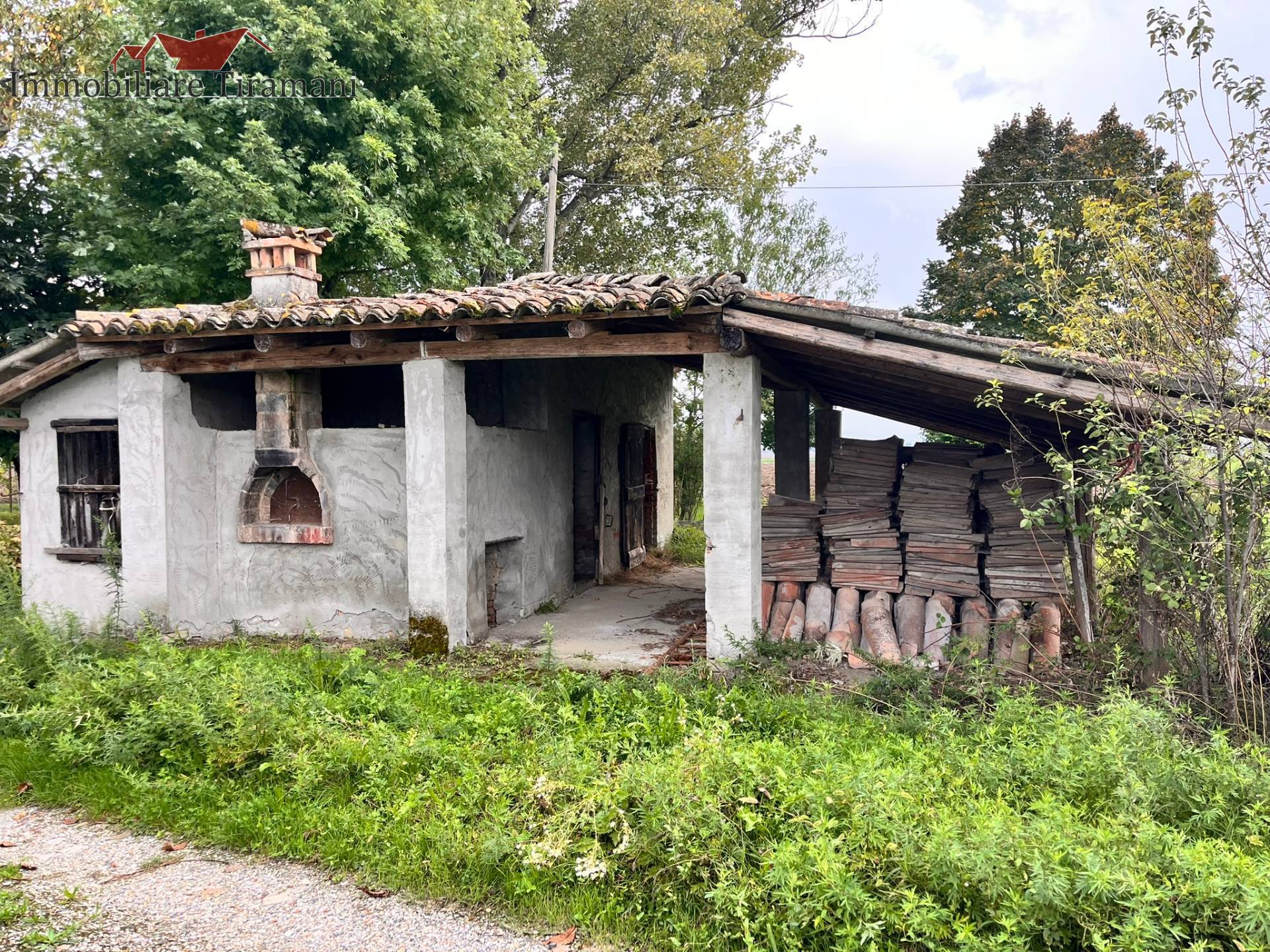 Casa semindipendente in vendita a Carpaneto Piacentino, Chero