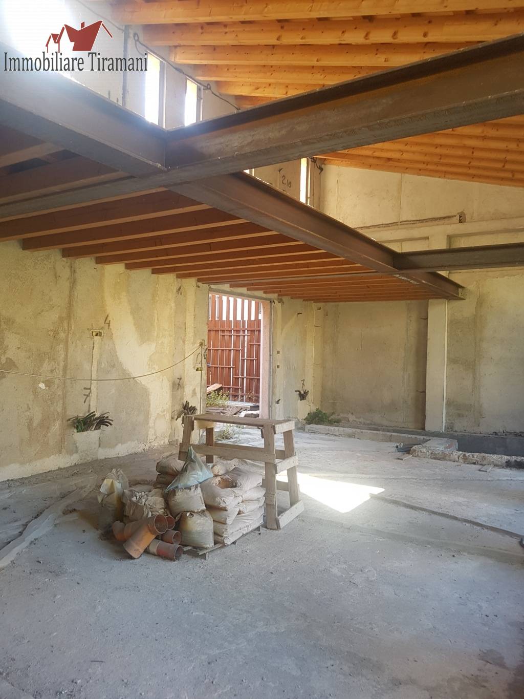 Casa semindipendente in vendita a Piacenza, Centro storico