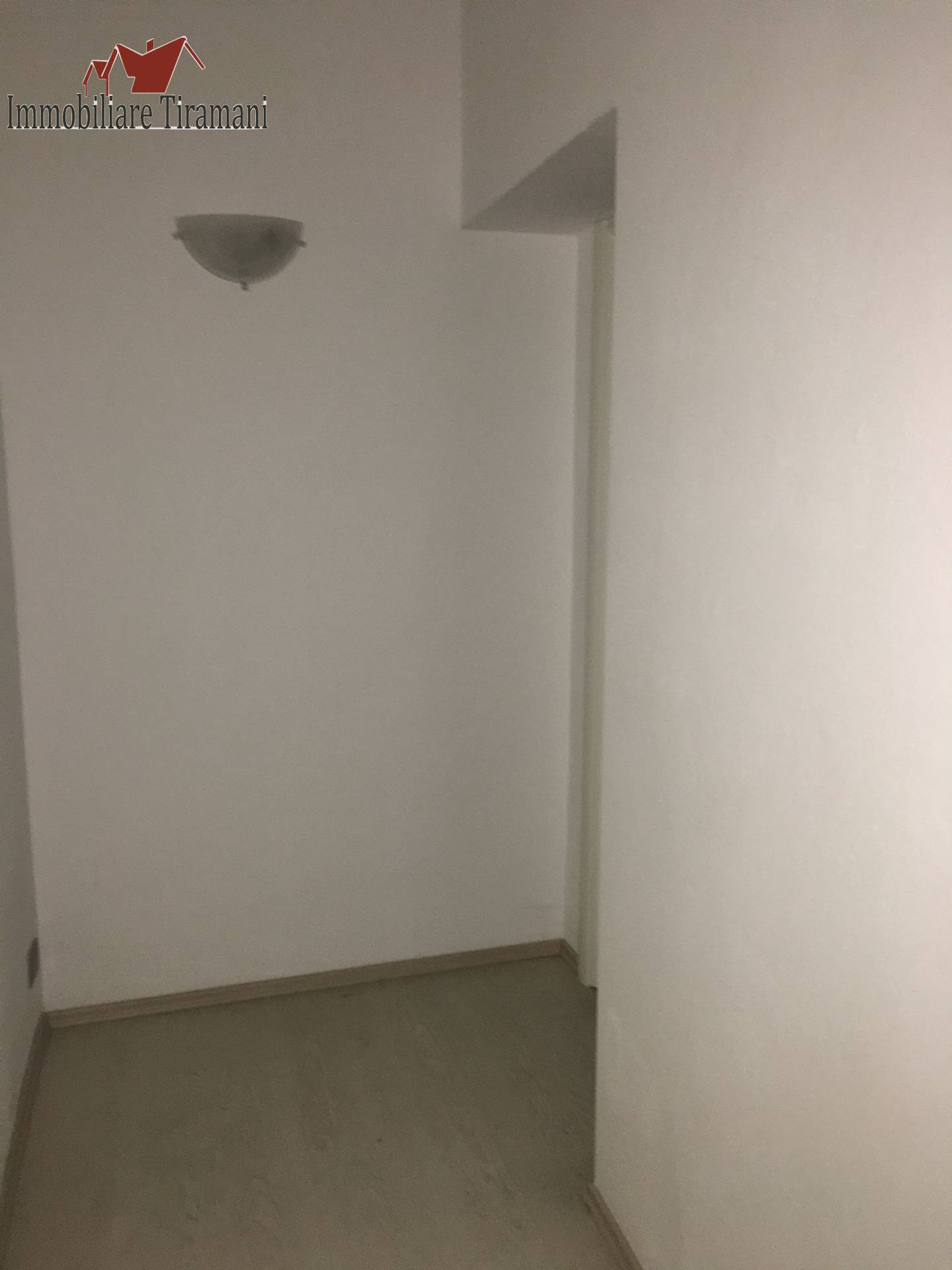 Ufficio in affitto a Piacenza, Centro storico