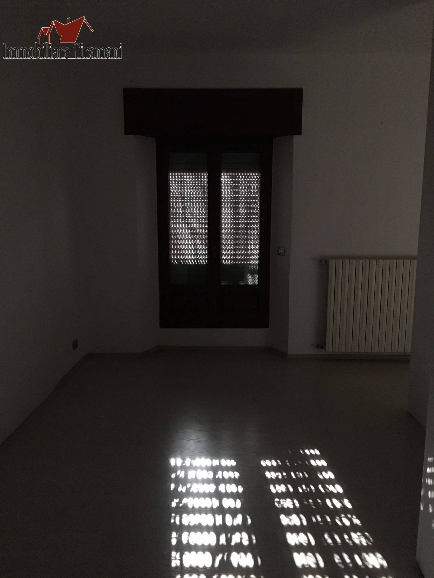 Ufficio in affitto a Piacenza, Centro storico