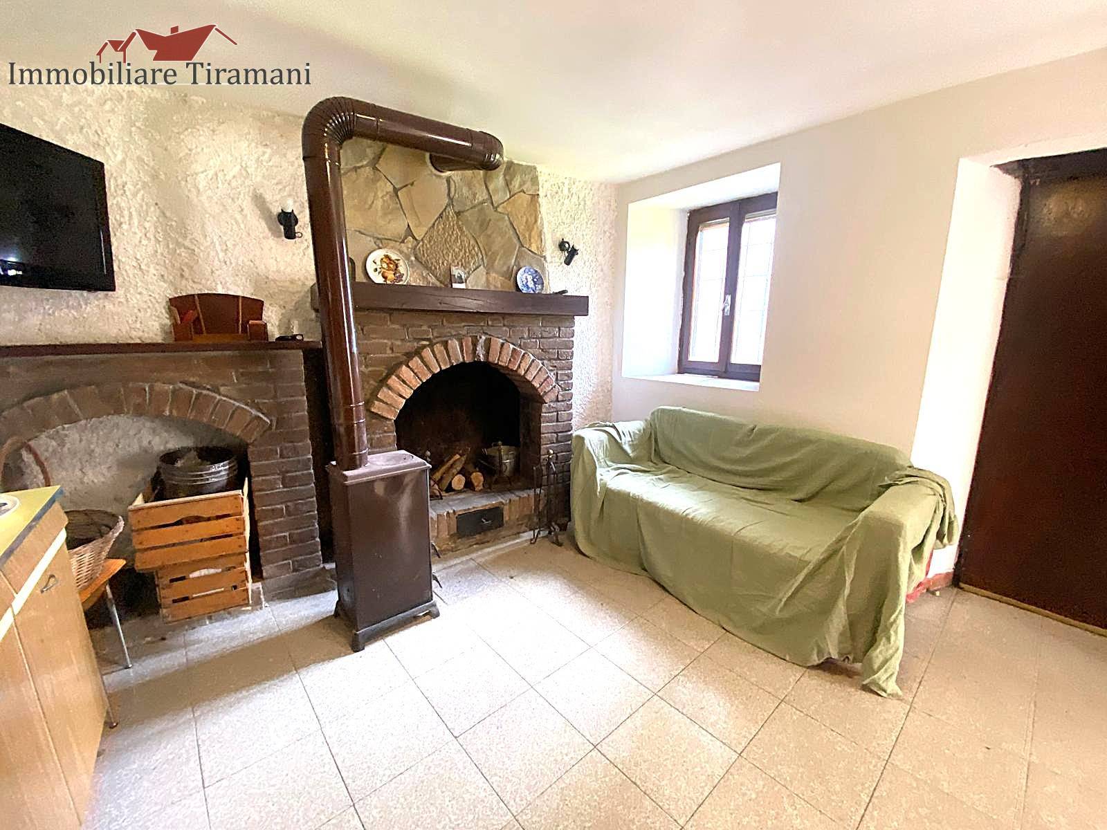 Casa semindipendente in vendita a Vernasca