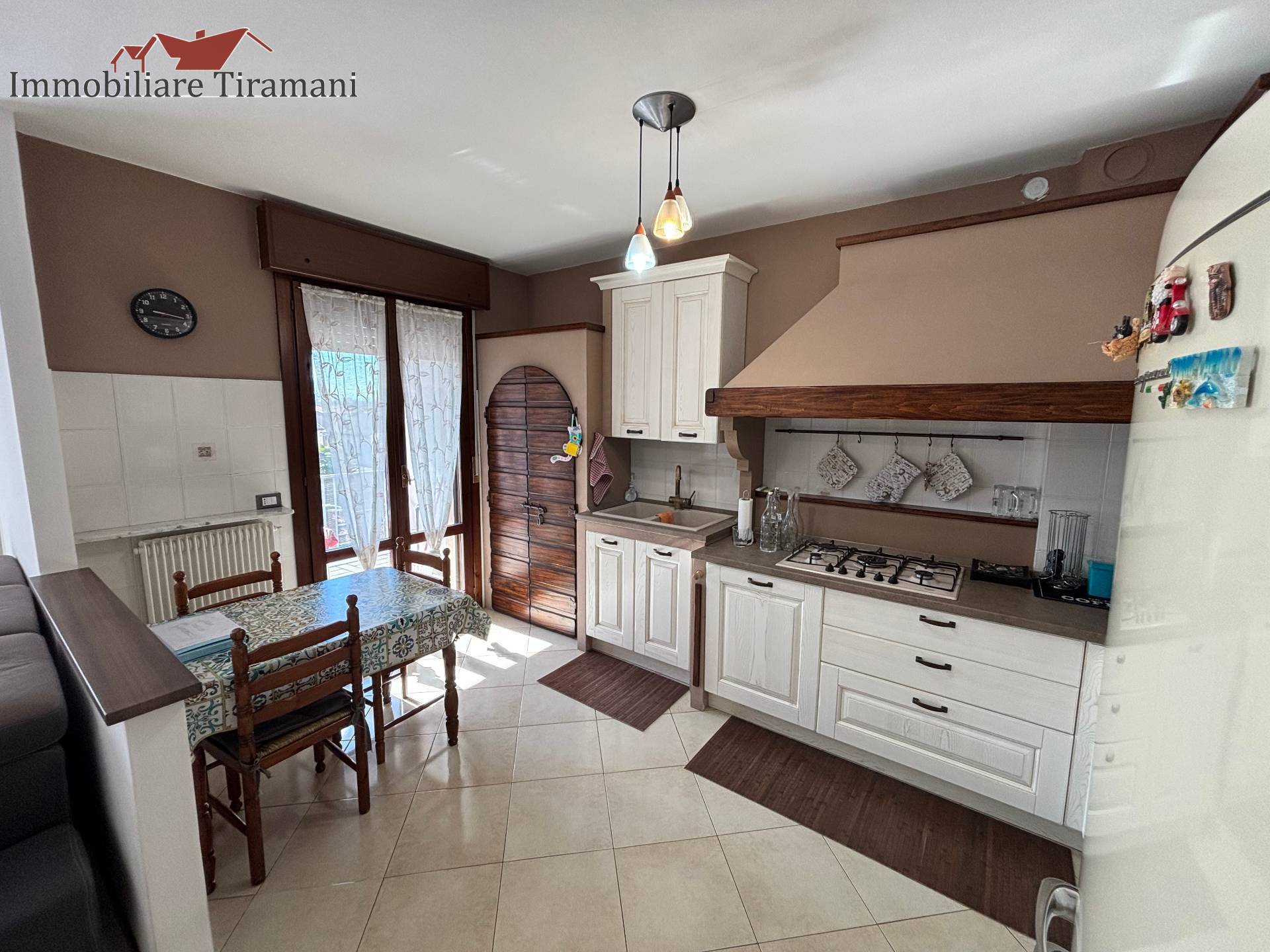 Appartamento in vendita a Cadeo, Roveleto