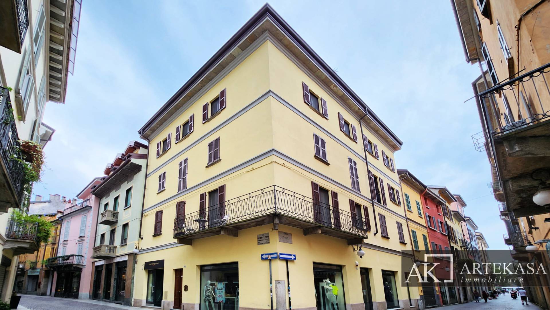 3 LOCALI in vendita a Novara, 1 - Centro