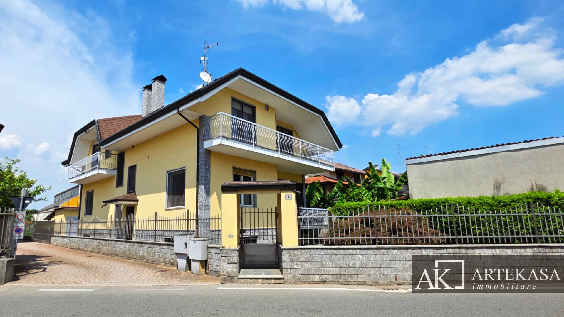 Villa in vendita a Cameri