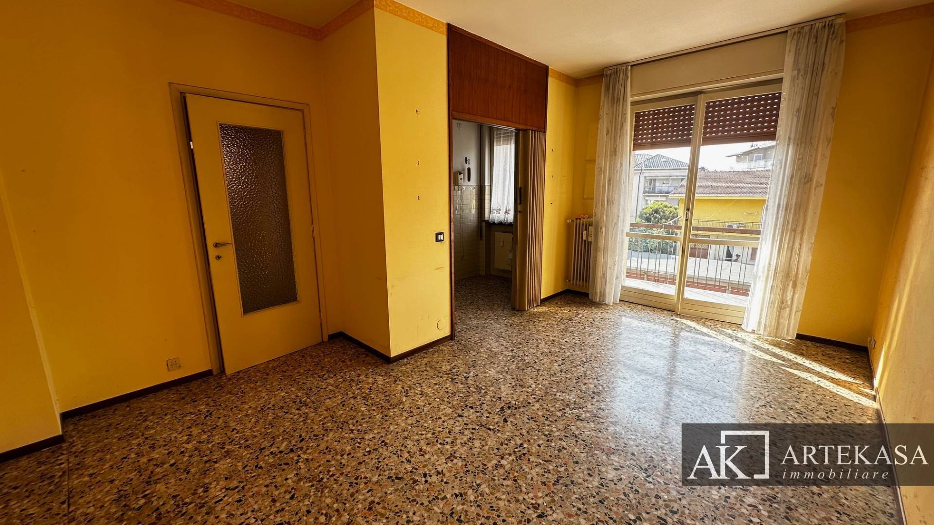 3 LOCALI in vendita a Novara, 4 - San Martino