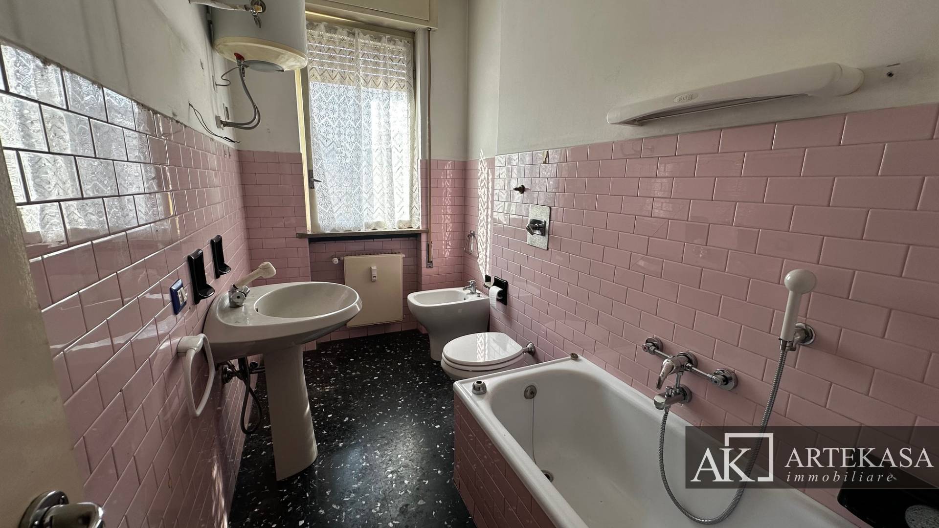 3 LOCALI in vendita a Novara, 4 - San Martino