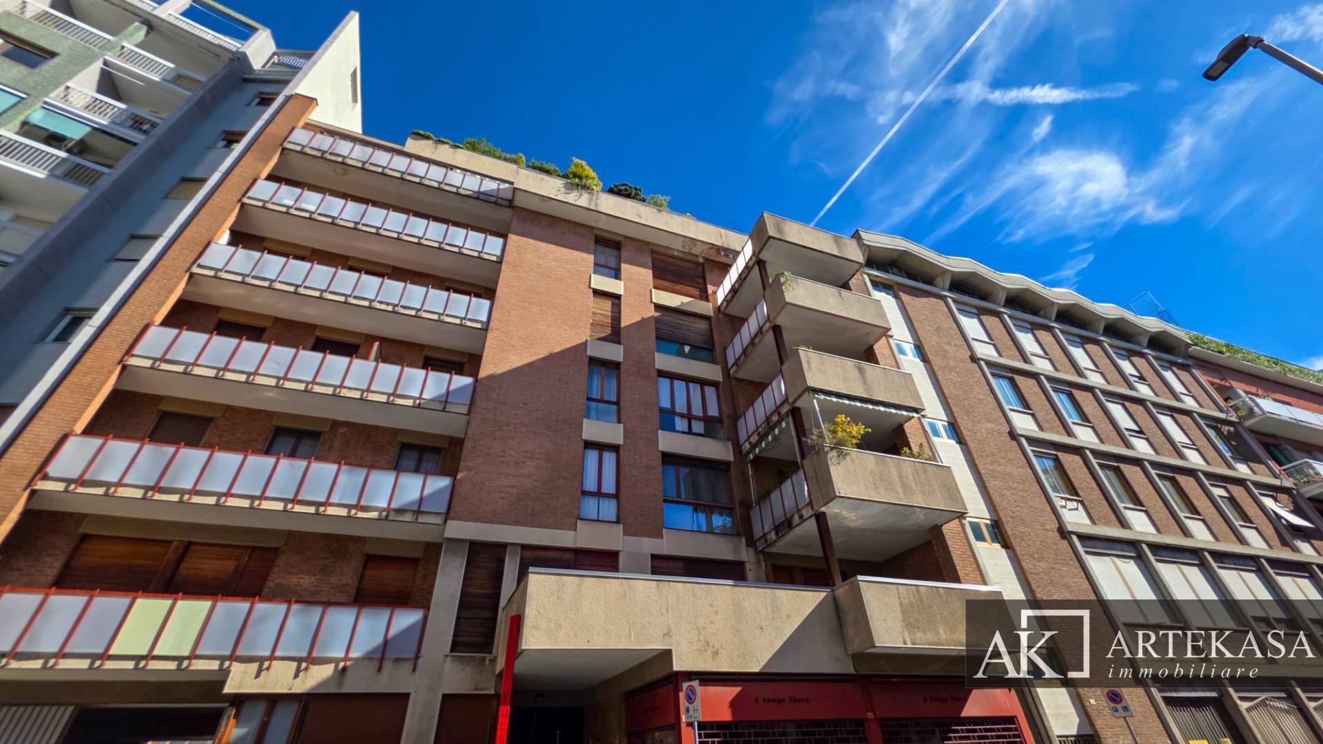 5 LOCALI in vendita a Novara, 3 - Sacro Cuore