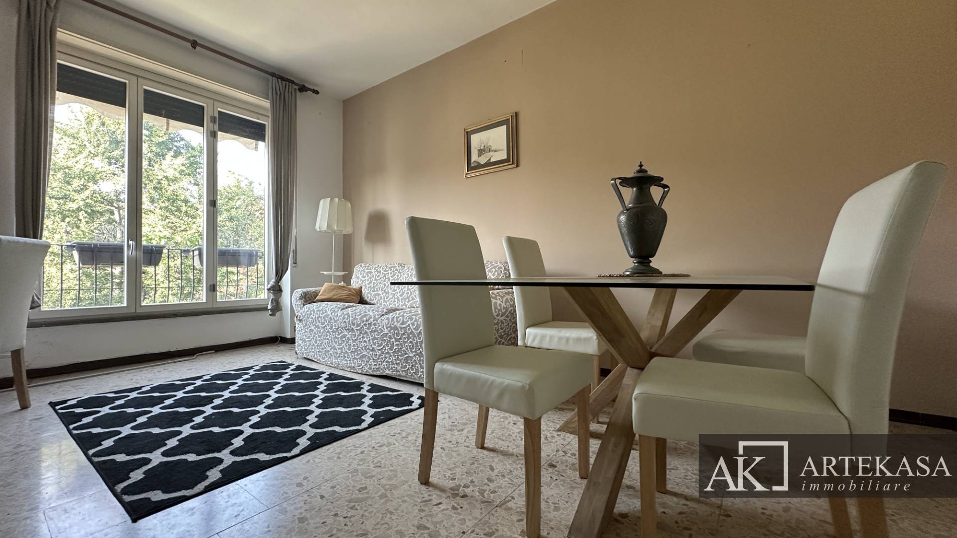 3 LOCALI in affitto a Novara, 1 - Centro