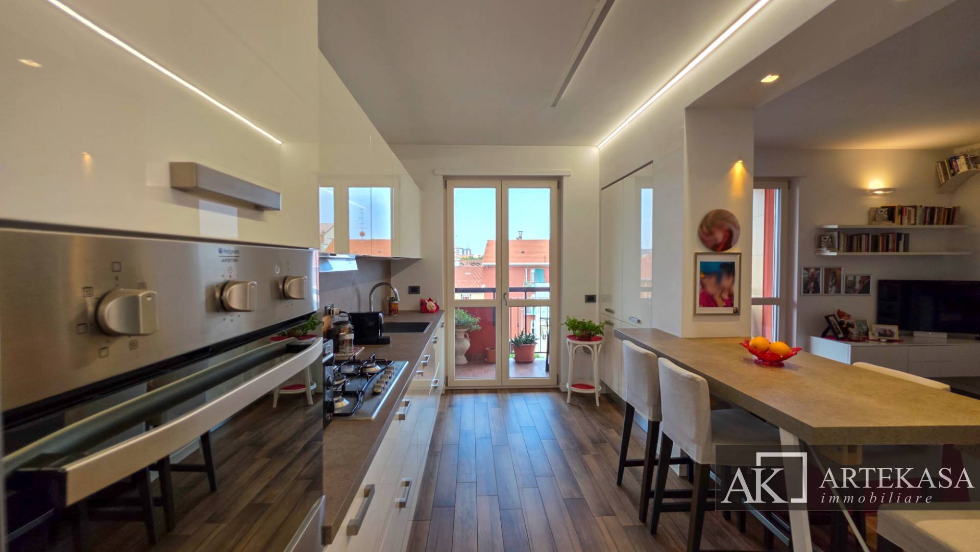 3 LOCALI in vendita a Novara, 10 - Bicocca - Olengo