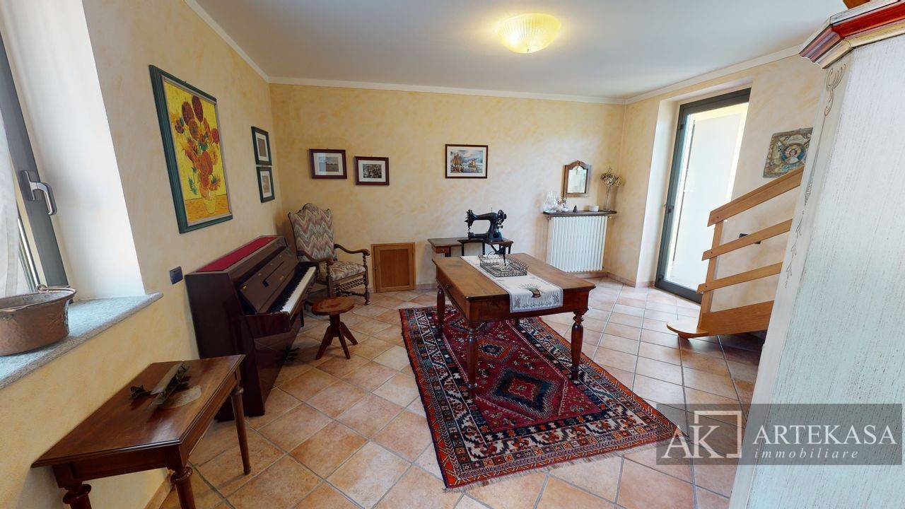 Villa in vendita a Novara, 8 - Pernate