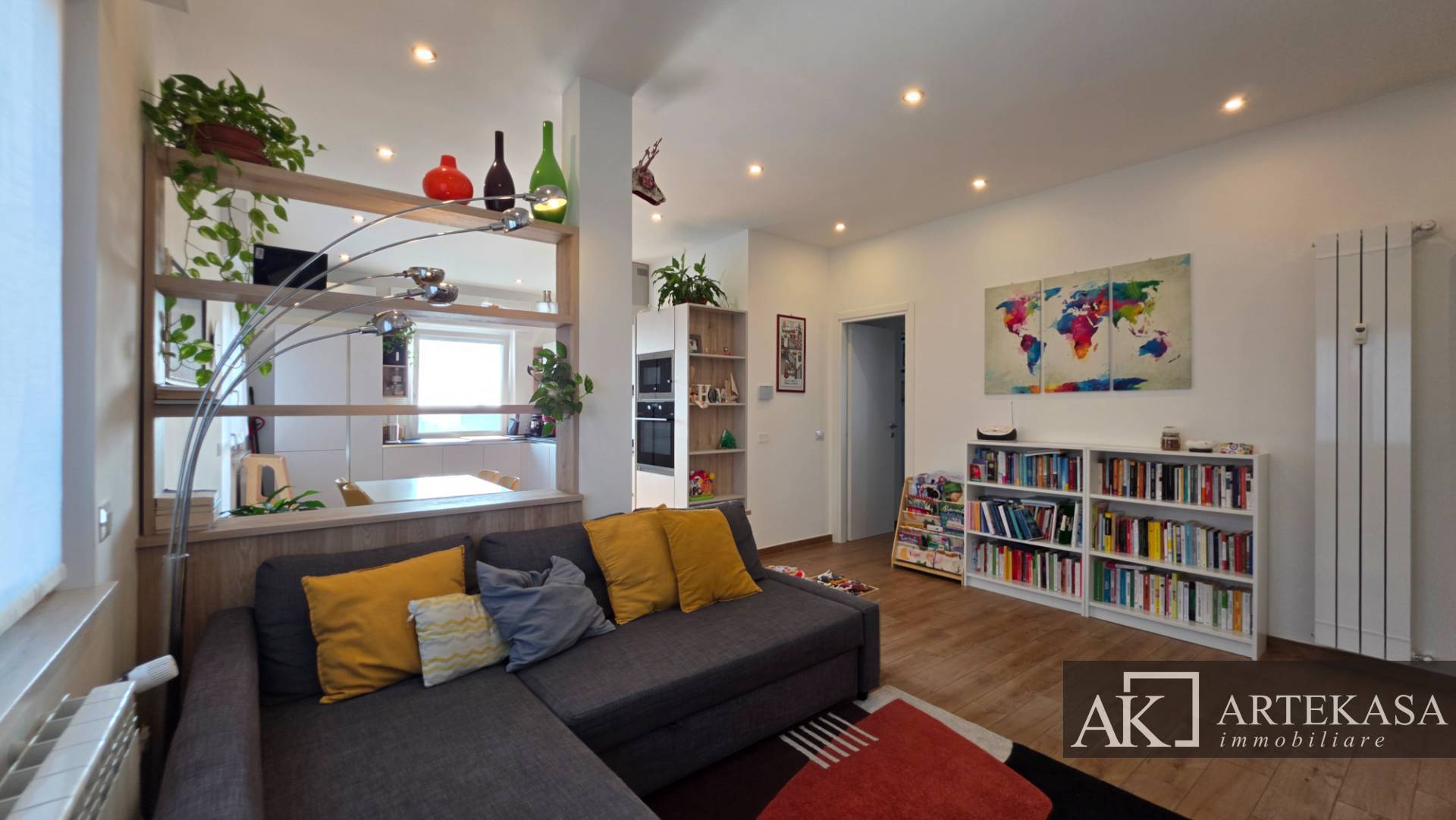 3 LOCALI in vendita a Novara, 2 - Porta Mortara