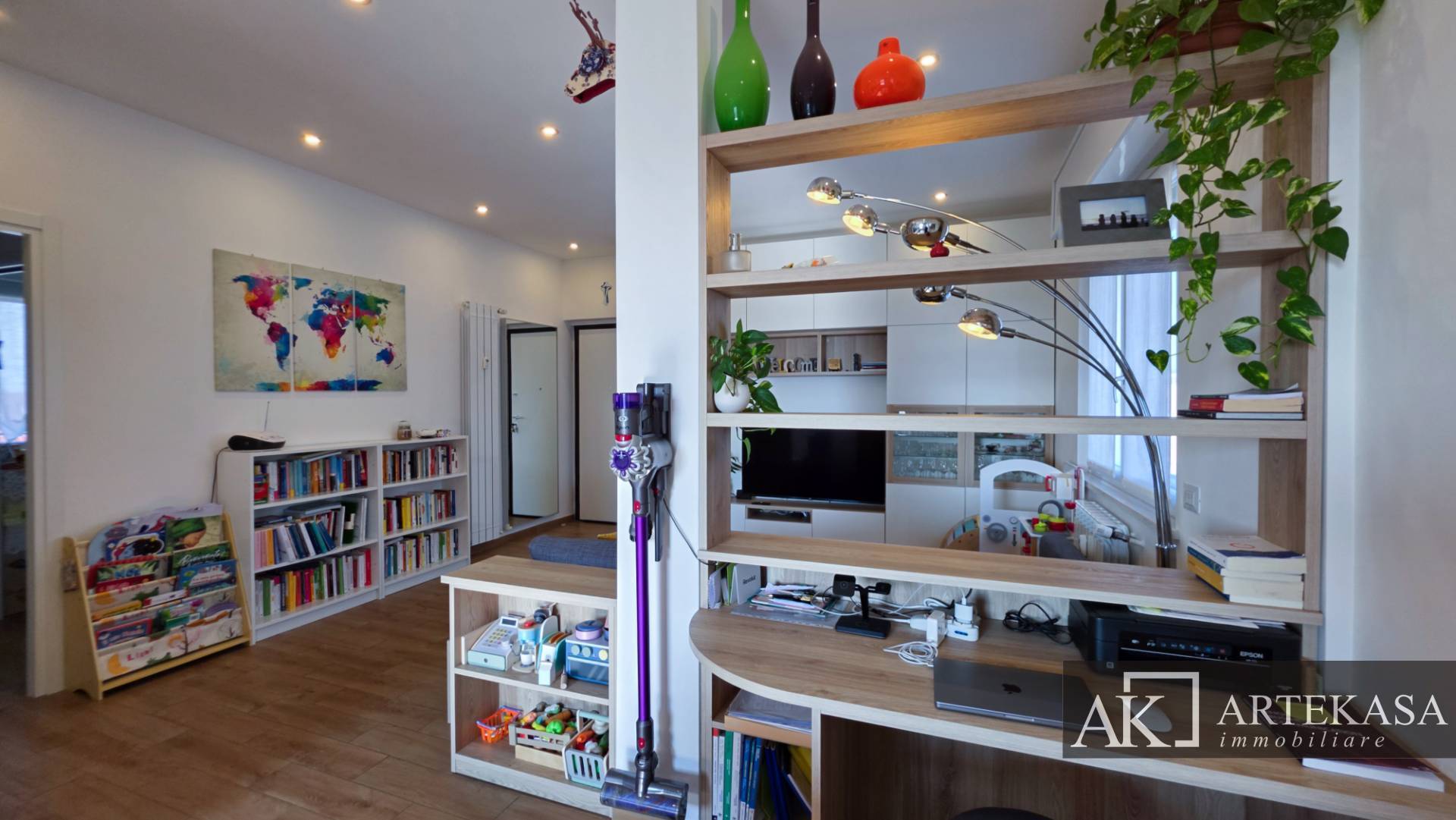 3 LOCALI in vendita a Novara, 2 - Porta Mortara