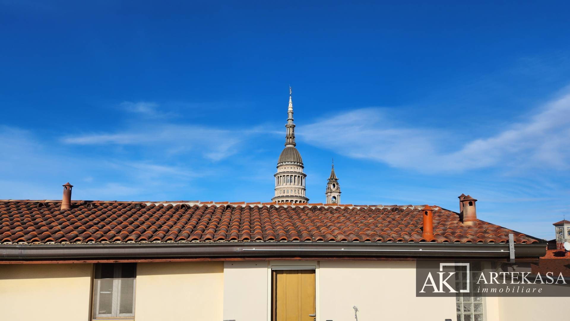 4 LOCALI in vendita a Novara, 1 - Centro