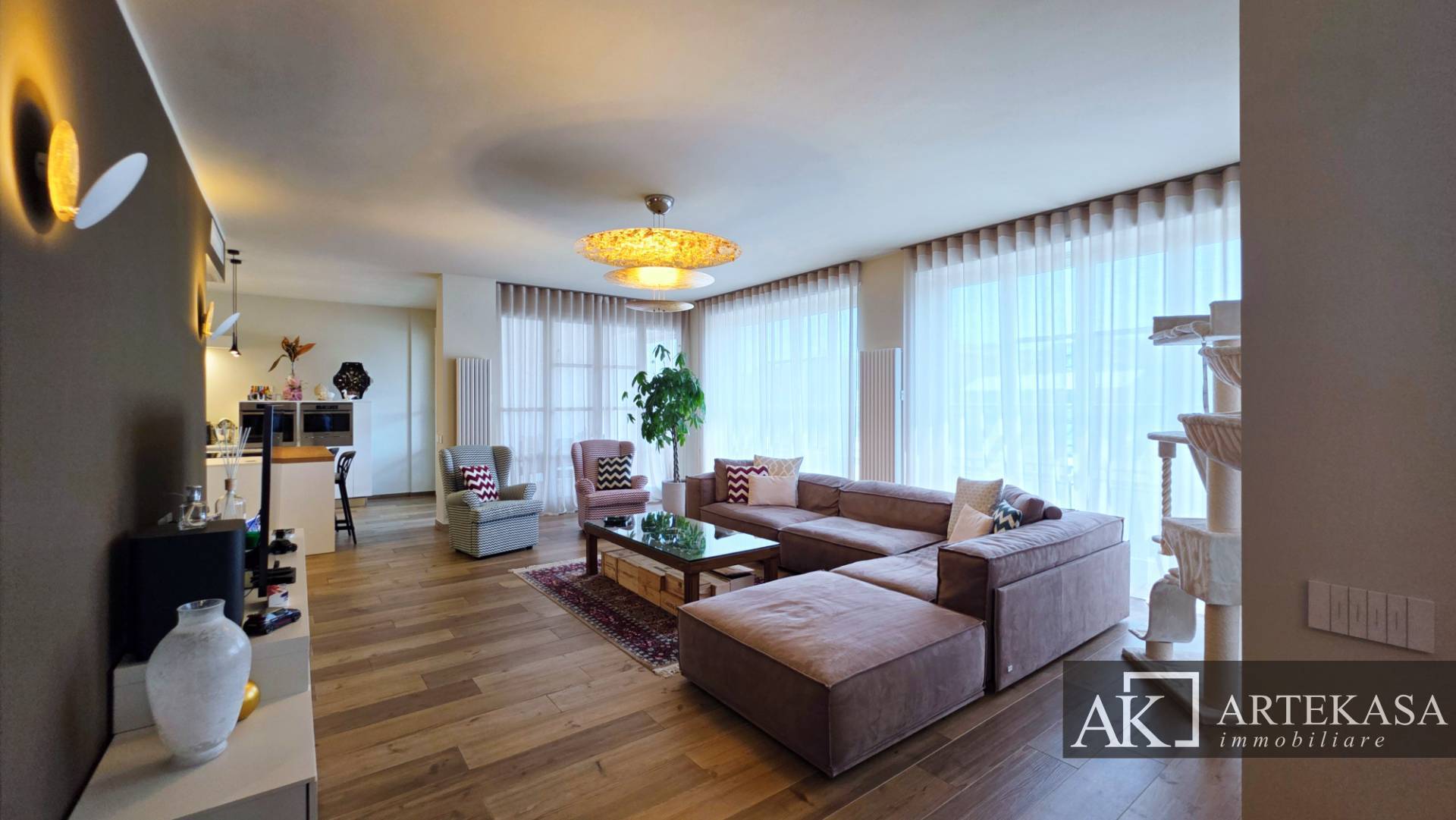 4 LOCALI in vendita a Novara, 1 - Centro