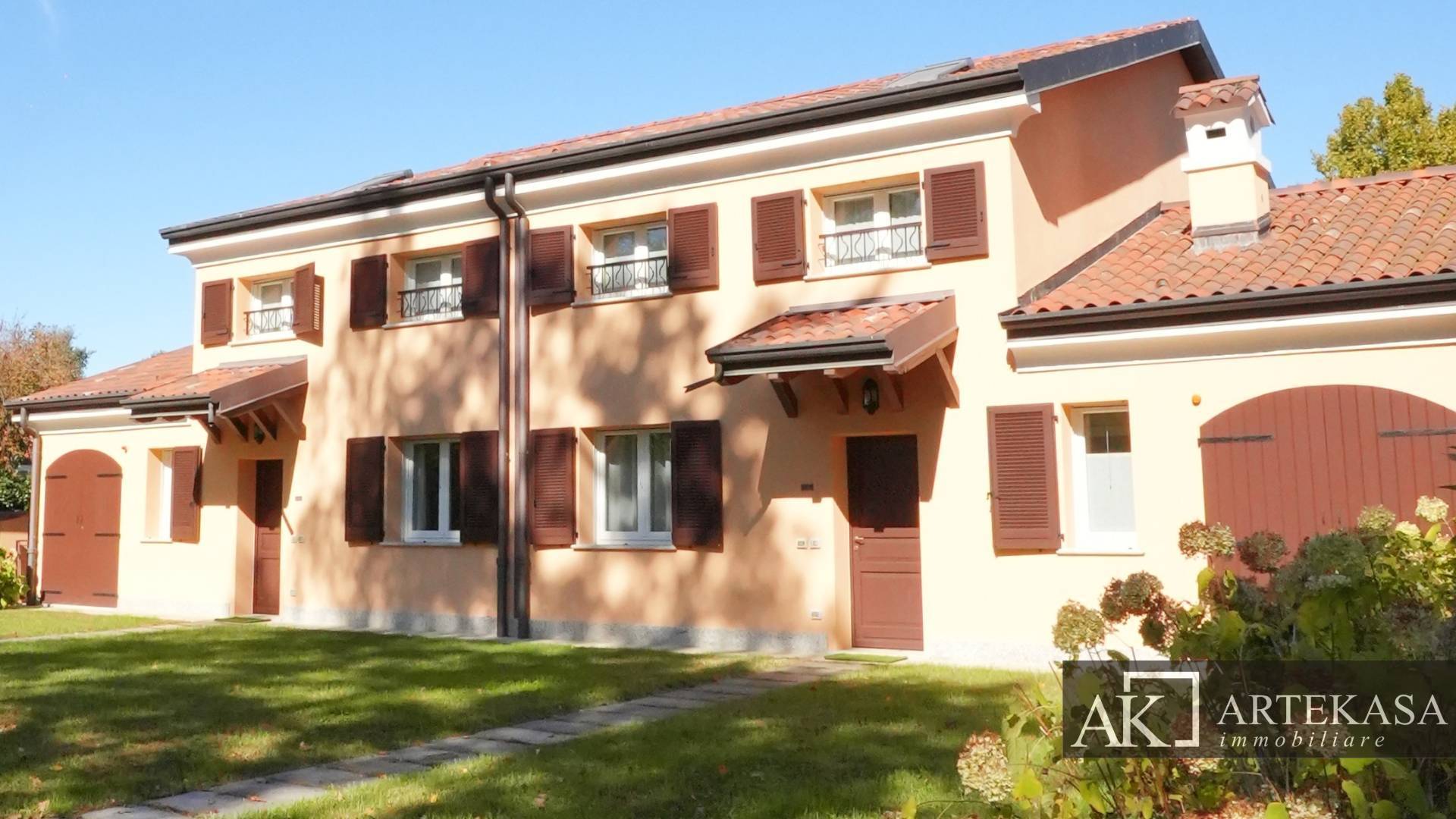 Villa in vendita a Bogogno