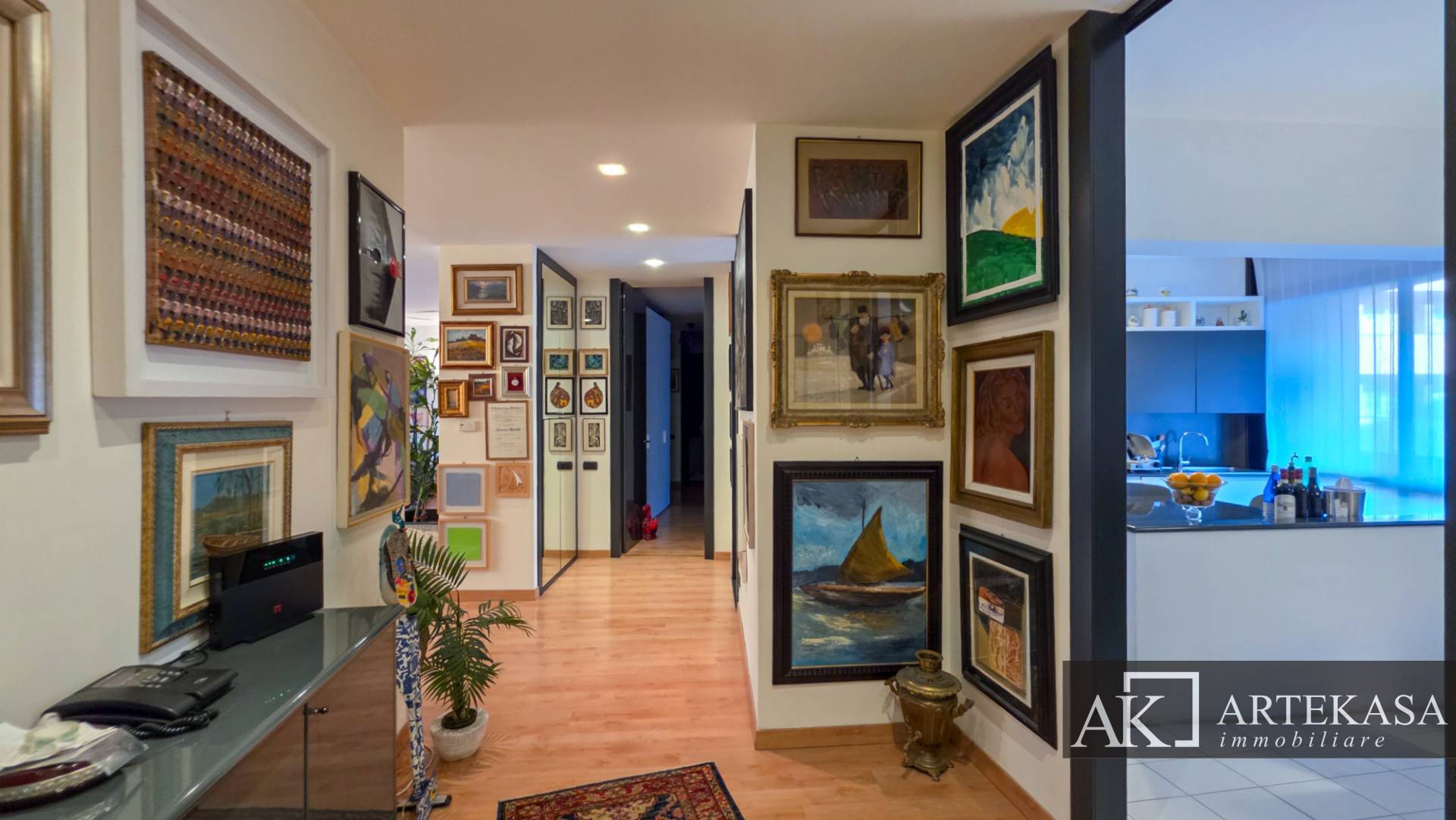 3 LOCALI in vendita a Novara, 1 - Centro