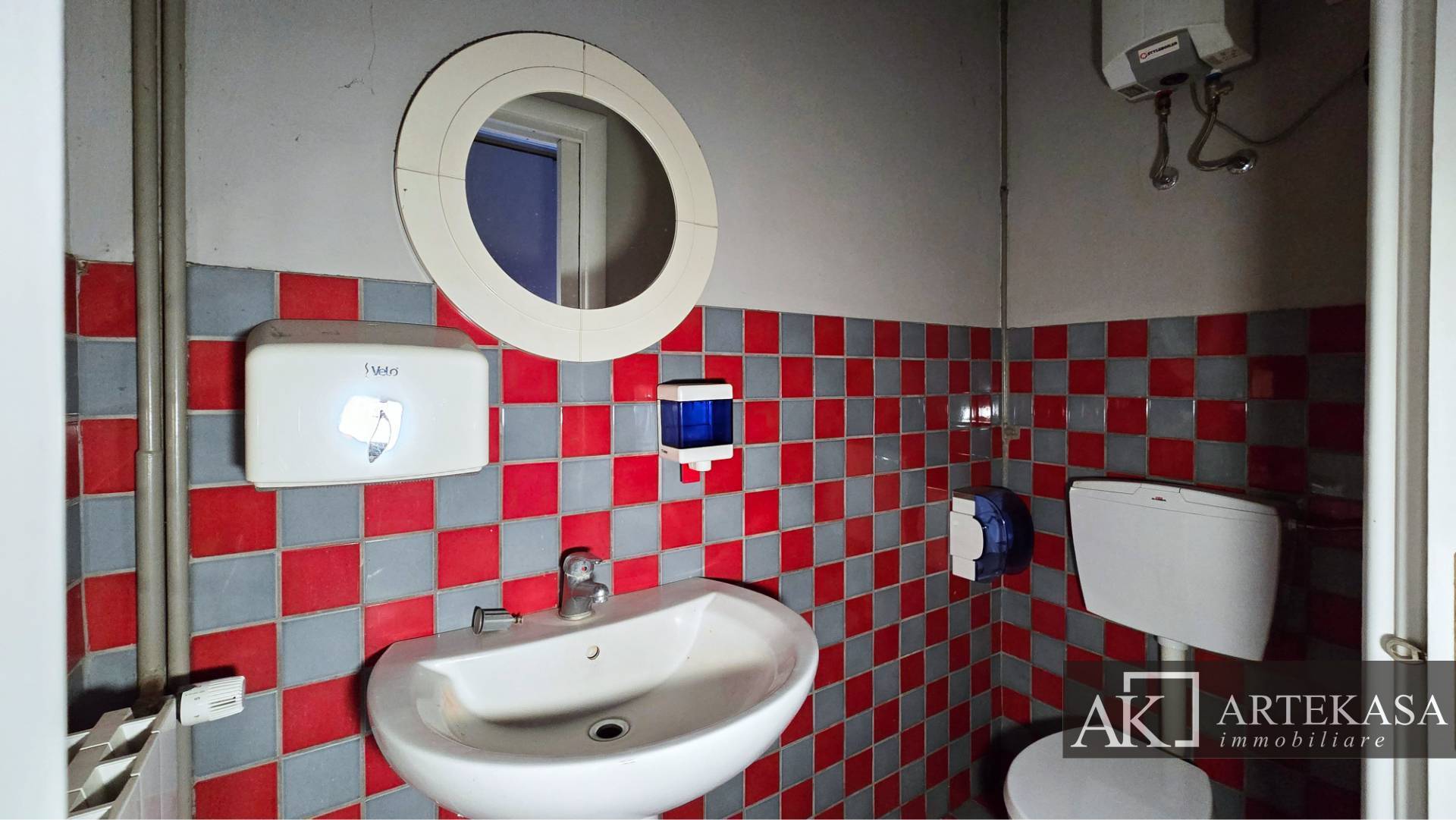 Studio/Ufficio in vendita a Novara, 1 - Centro