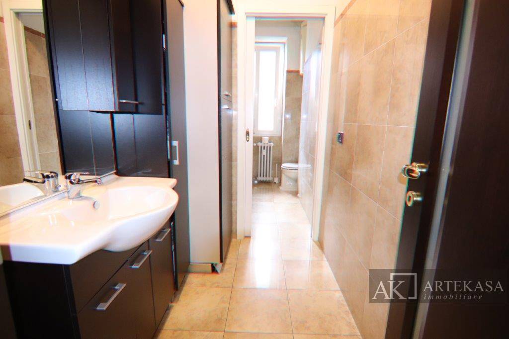 Studio/Ufficio in vendita a Novara, 1 - Centro