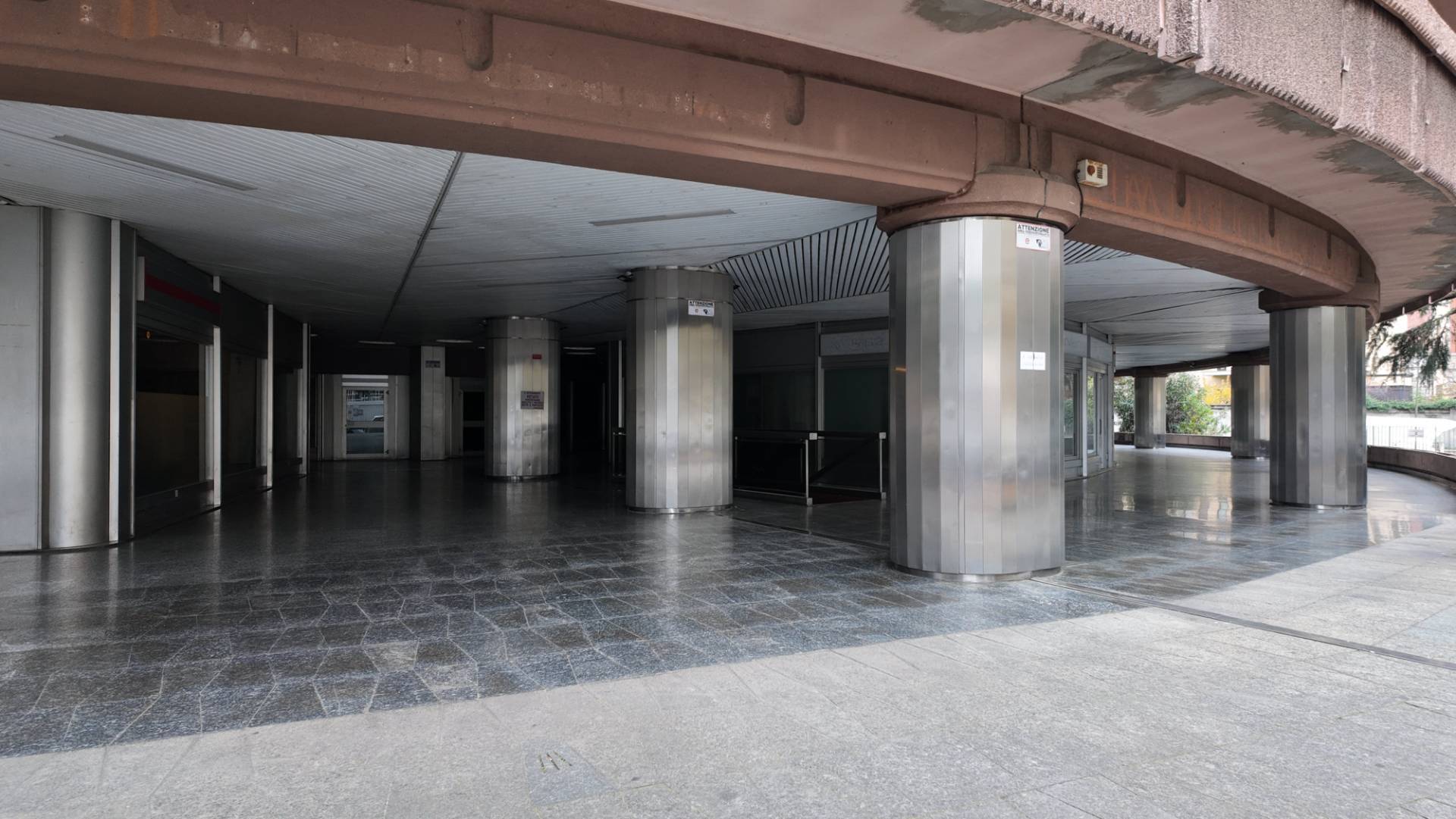 4 LOCALI in vendita a Novara, 1 - Centro