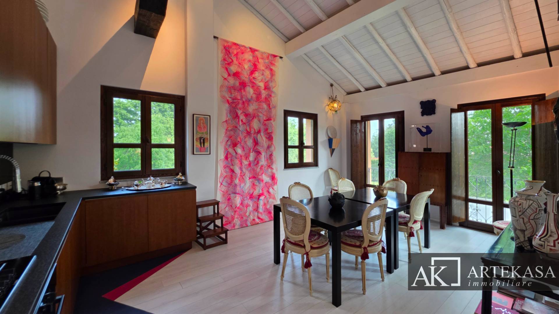 Villa in vendita a Agrate Conturbia