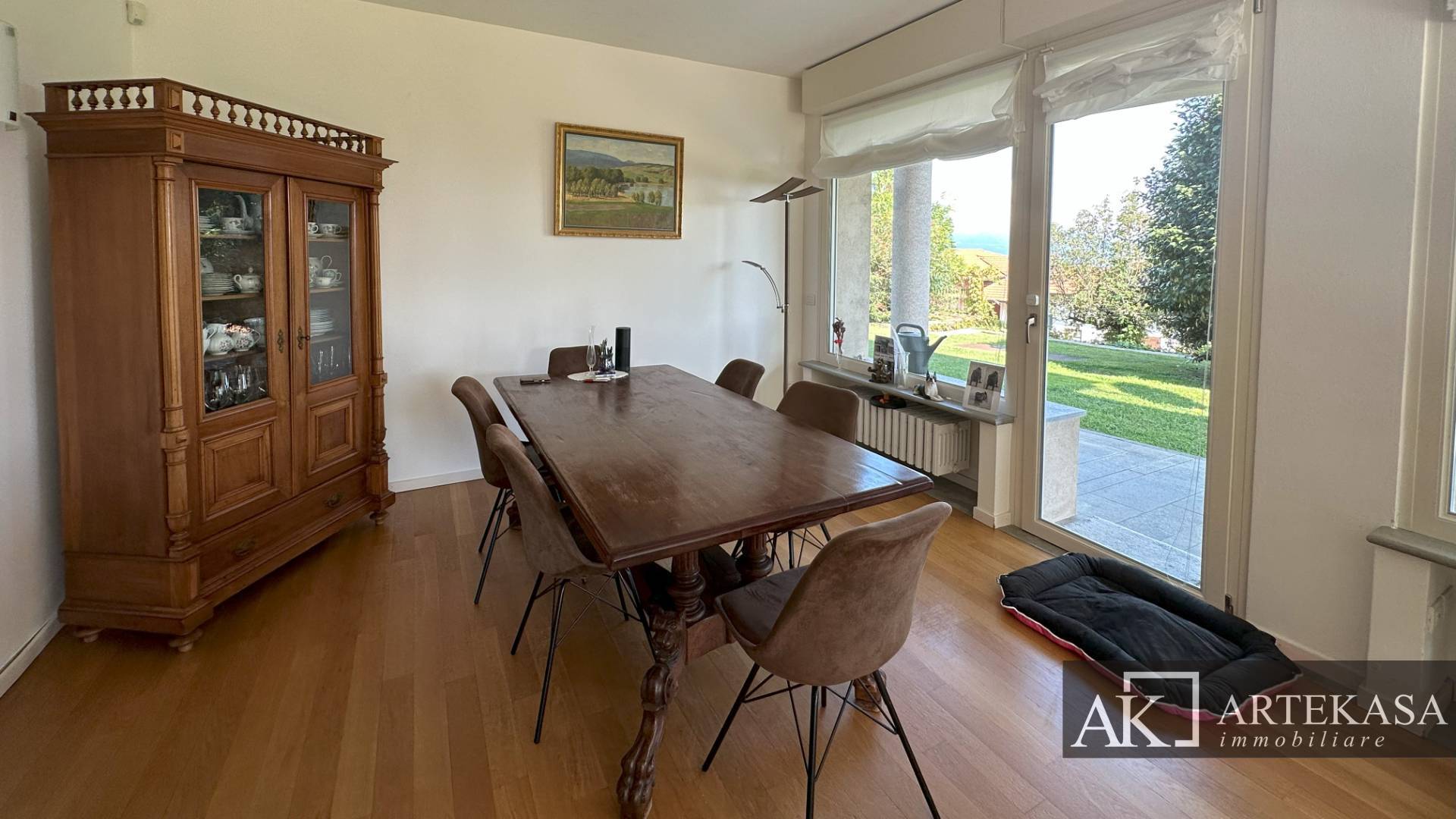 Villa in affitto a Massino Visconti