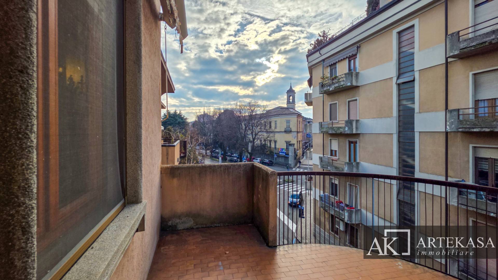 4 LOCALI in vendita a Novara, 1 - Centro