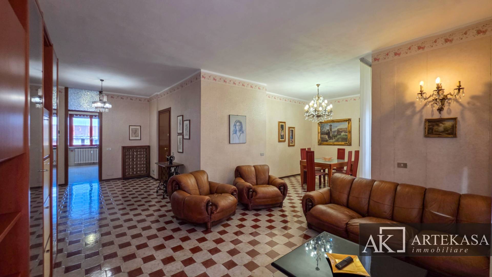 4 LOCALI in vendita a Novara, 1 - Centro