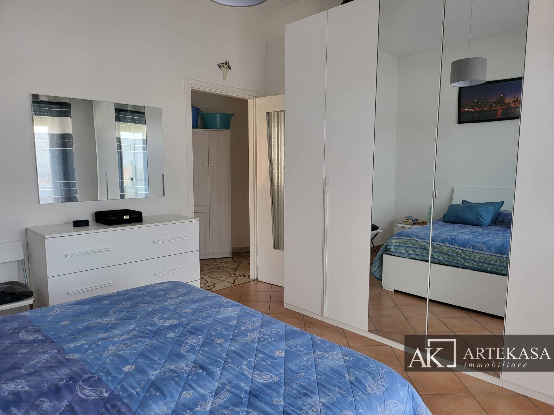 3 LOCALI in affitto a Novara, 1 - Centro