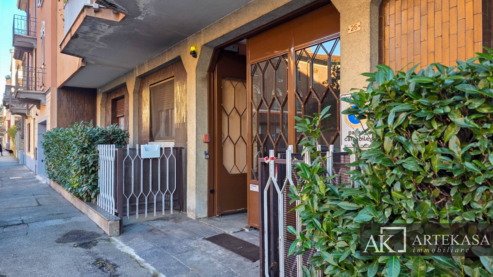 3 LOCALI in vendita a Novara, 3 - Sacro Cuore