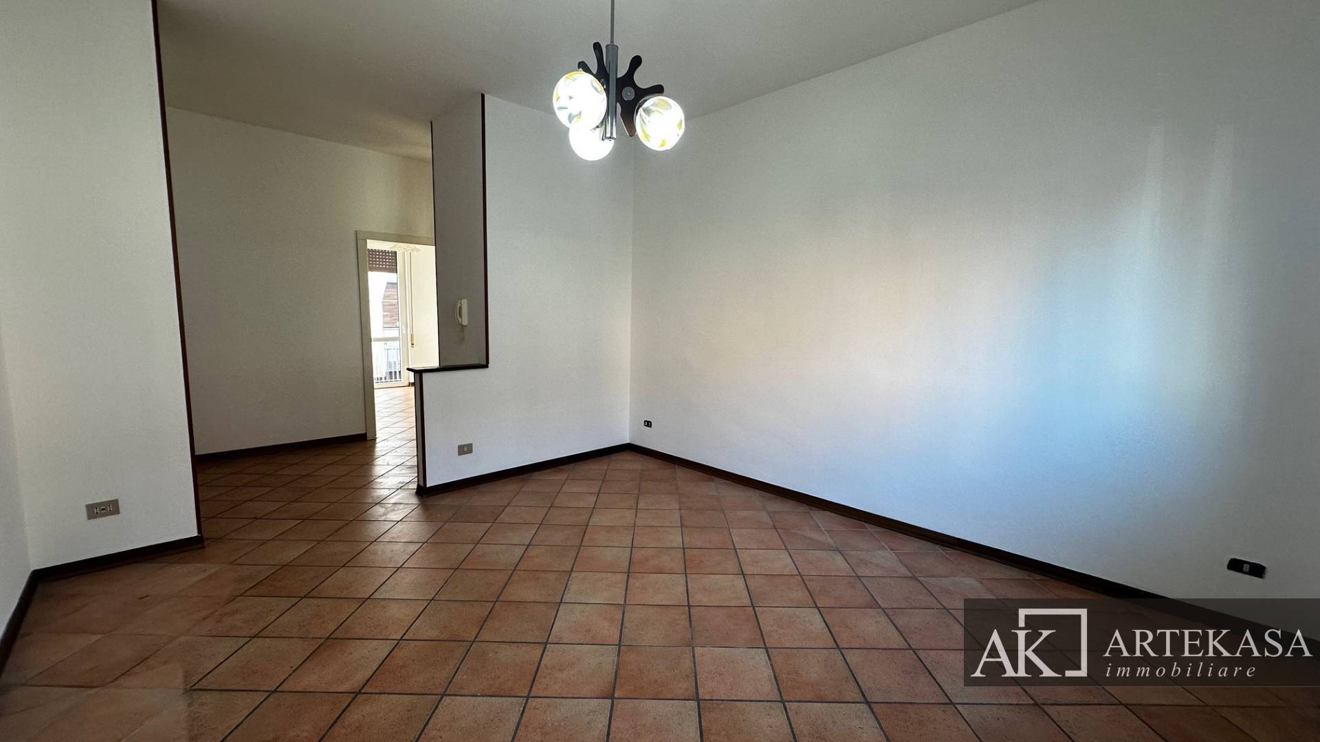 3 LOCALI in affitto a Novara, 6 - Sant'antonio - Vignale - Veveri