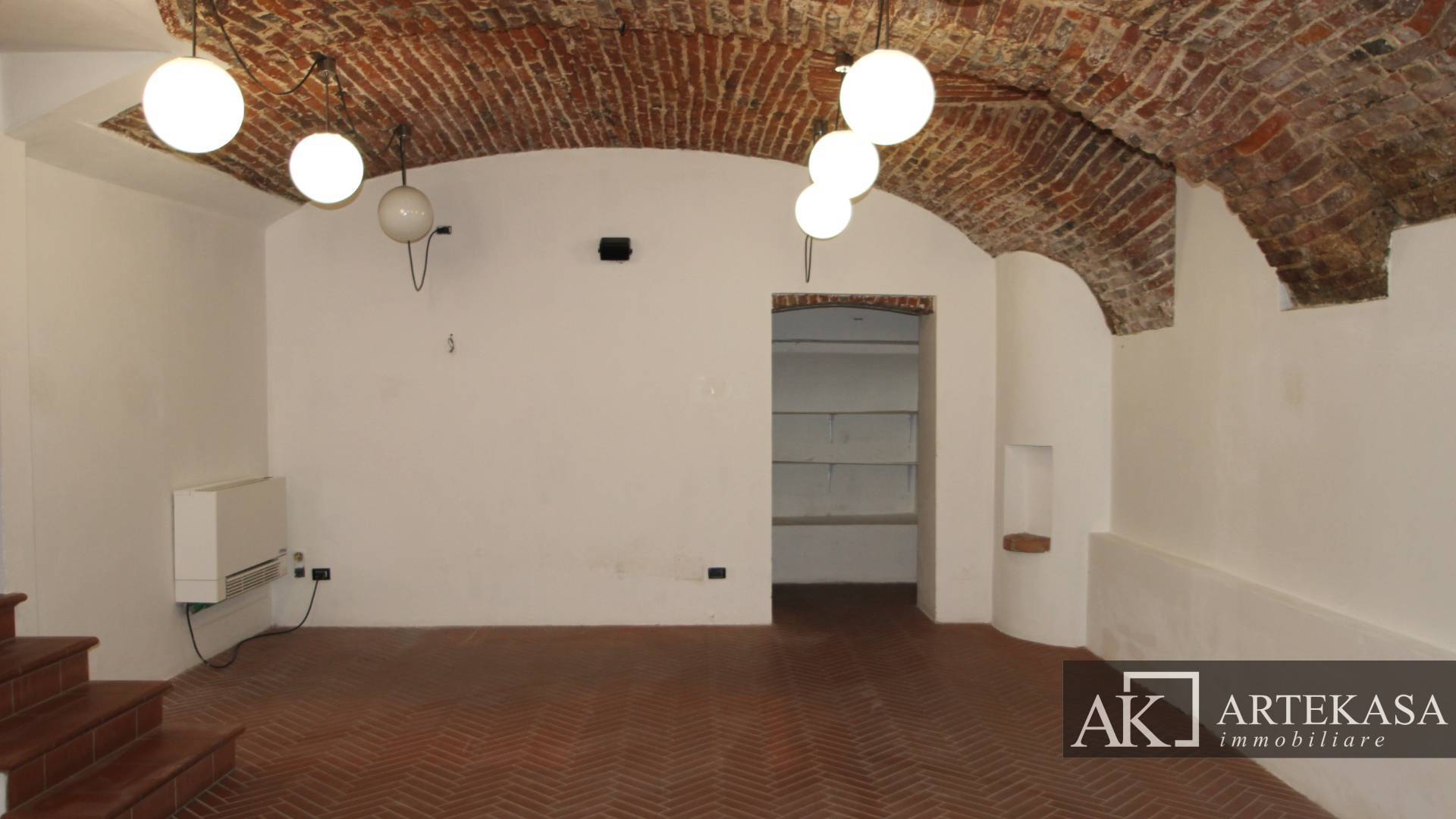 Negozio in affitto a Novara, 1 - Centro