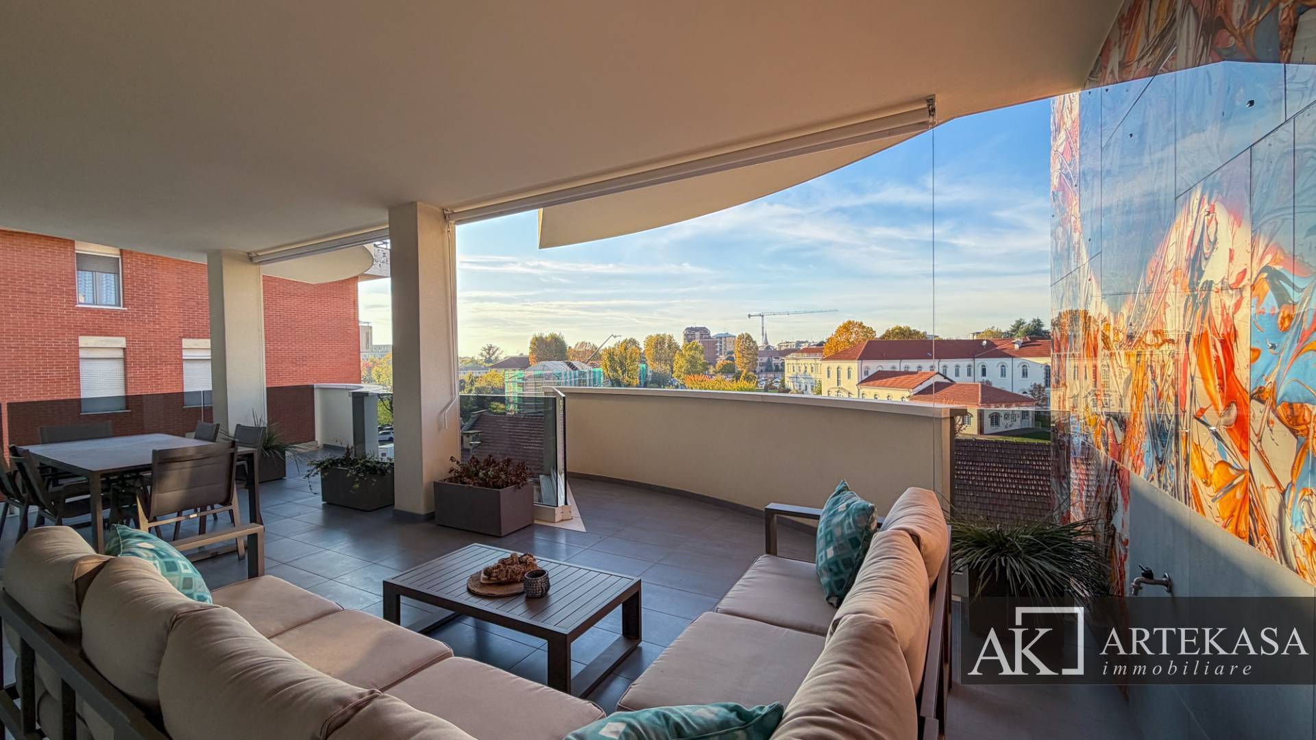 OLTRE 5 LOCALI in affitto a Novara, 2 - Porta Mortara