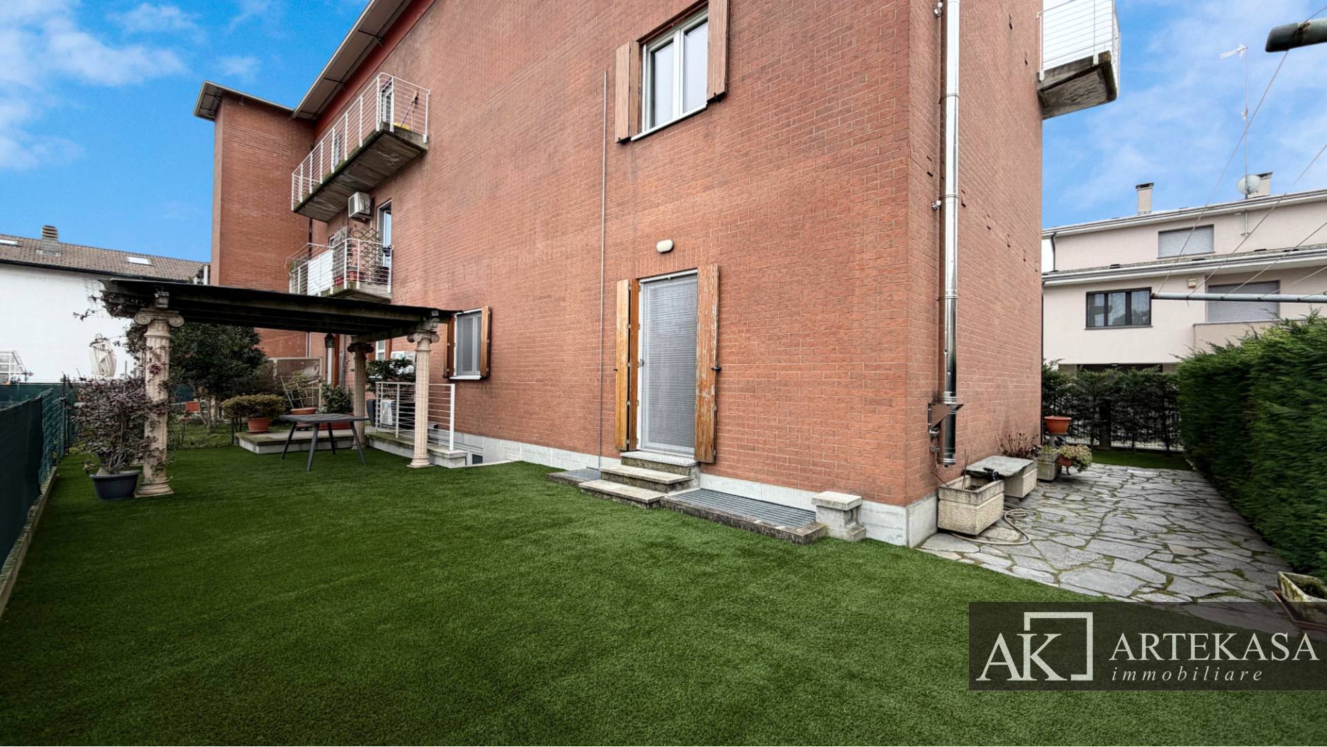 4 LOCALI GIARDINO in vendita a Novara, 10 - Bicocca - Olengo