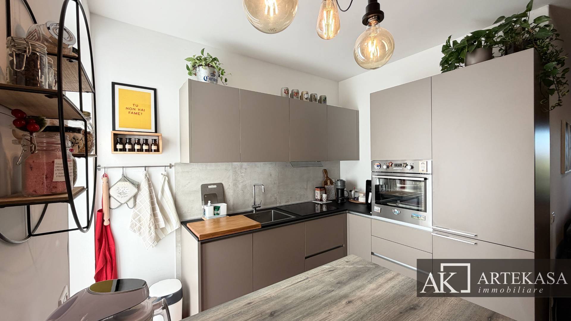 BILOCALE in vendita a Novara, 11 - Cittadella - Villaggio Dalmazia - Torrion Quartara