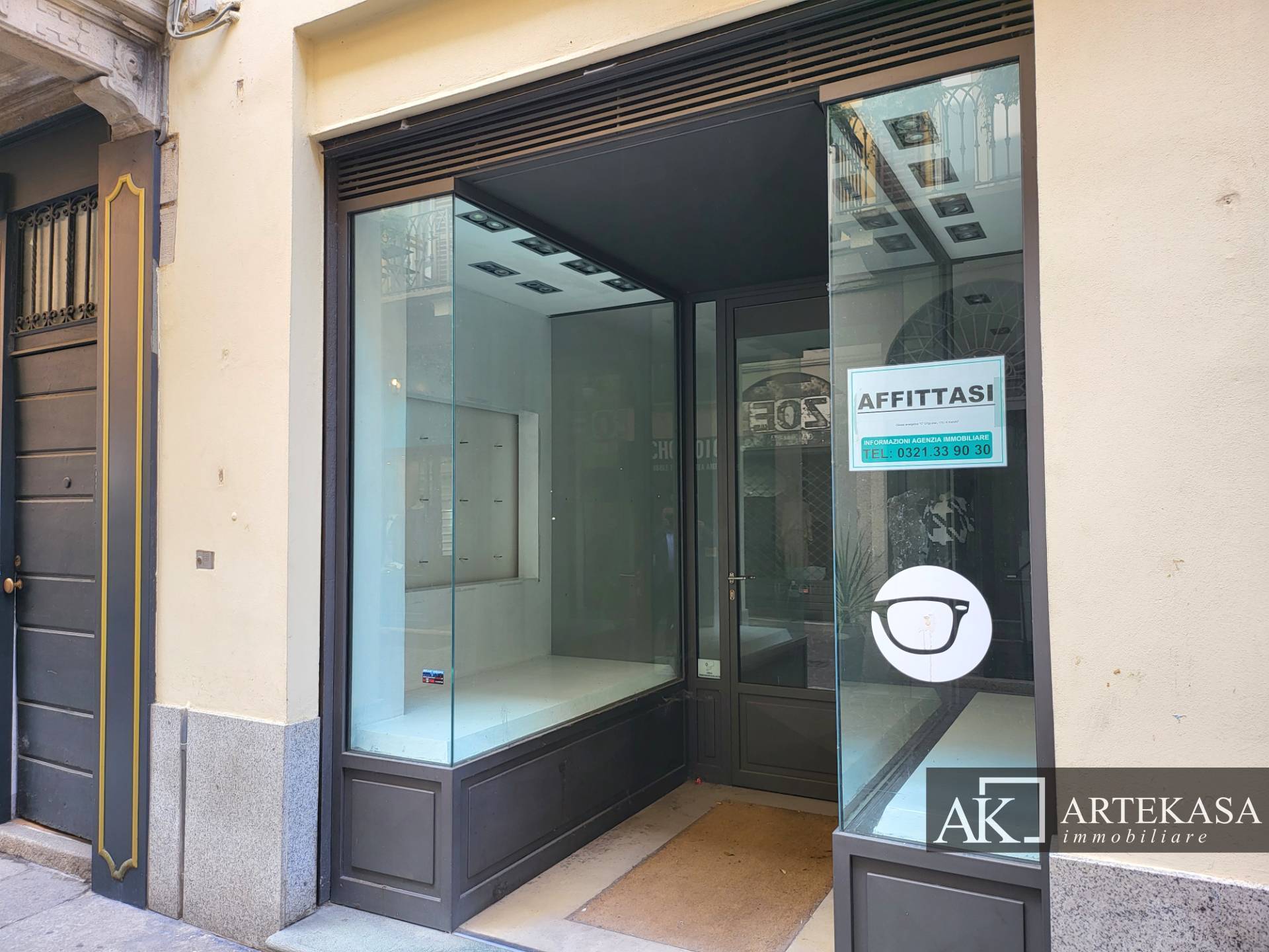 Negozio in affitto a Novara, 1 - Centro