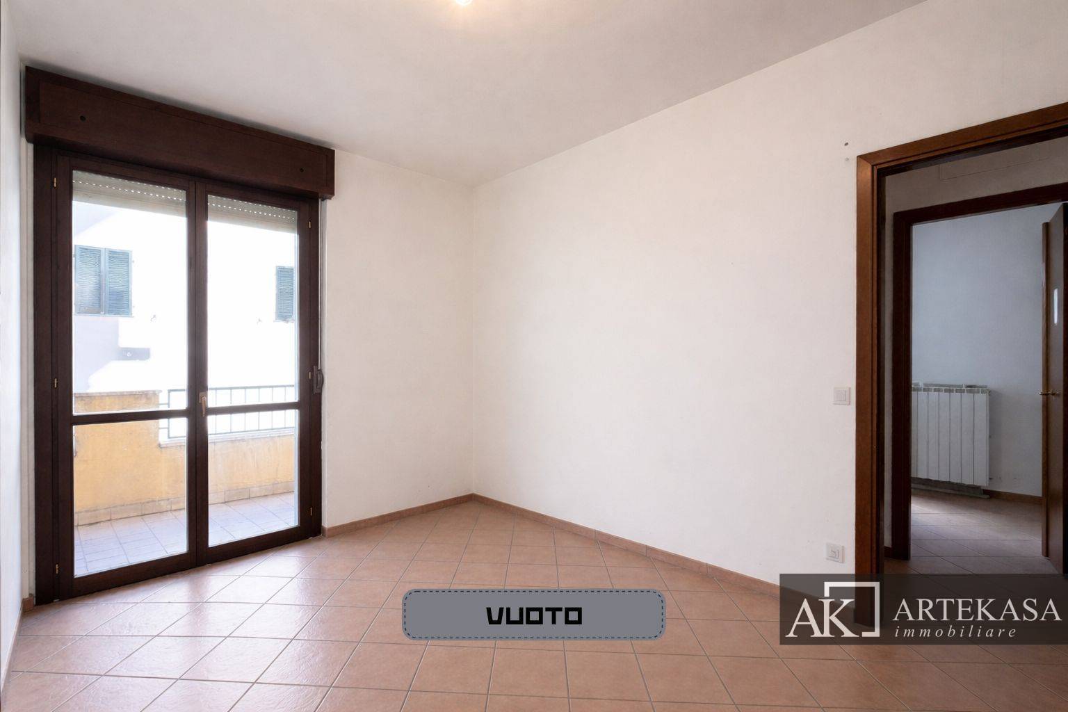 3 LOCALI in vendita a Novara, 5 - Santa Rita - Agognate